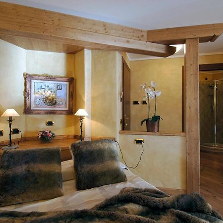 Hotel Da Compagnoni Брей-Червінія Екстер'єр фото